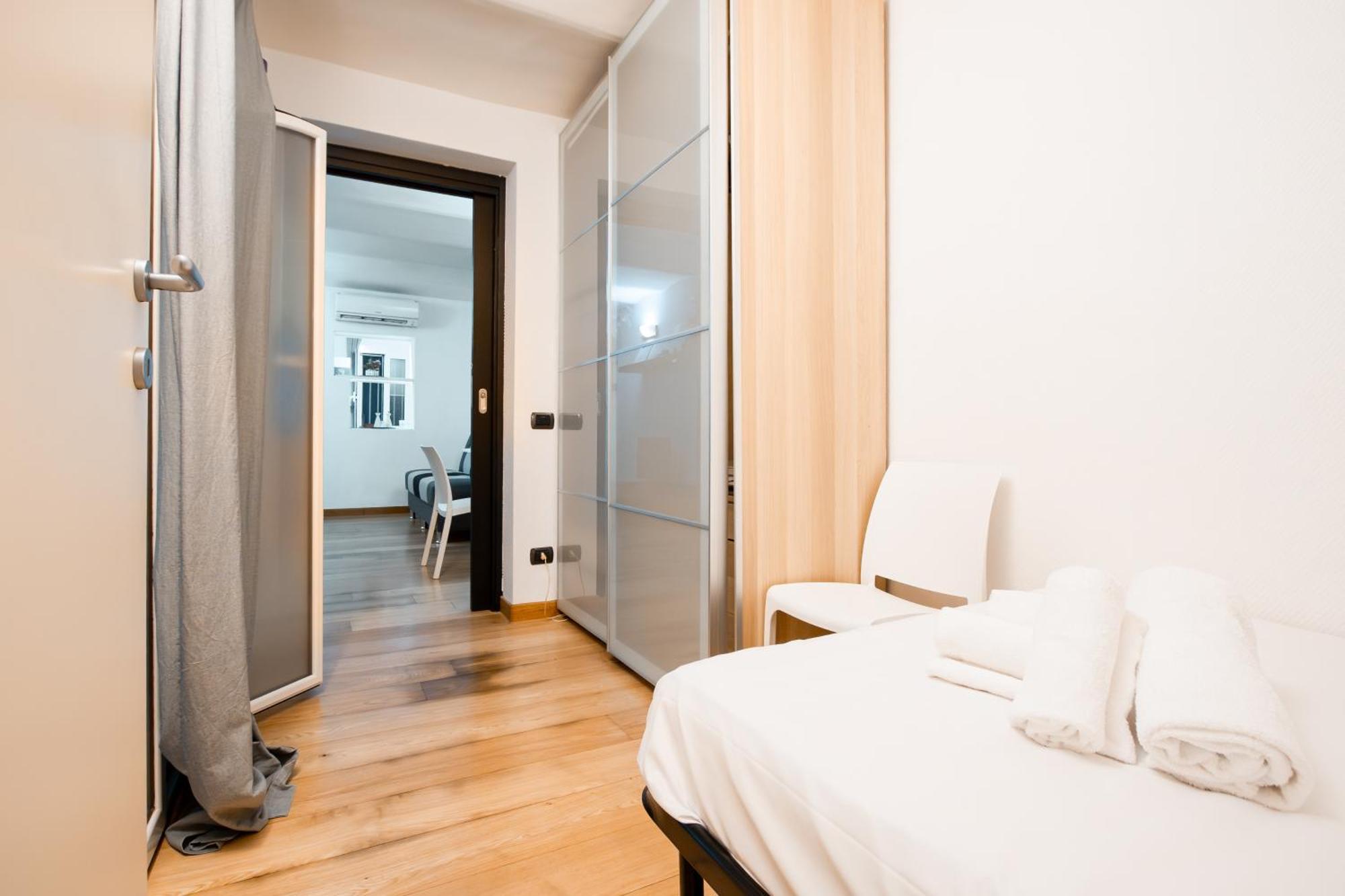 Sunrise Apartment Bari Exterior photo